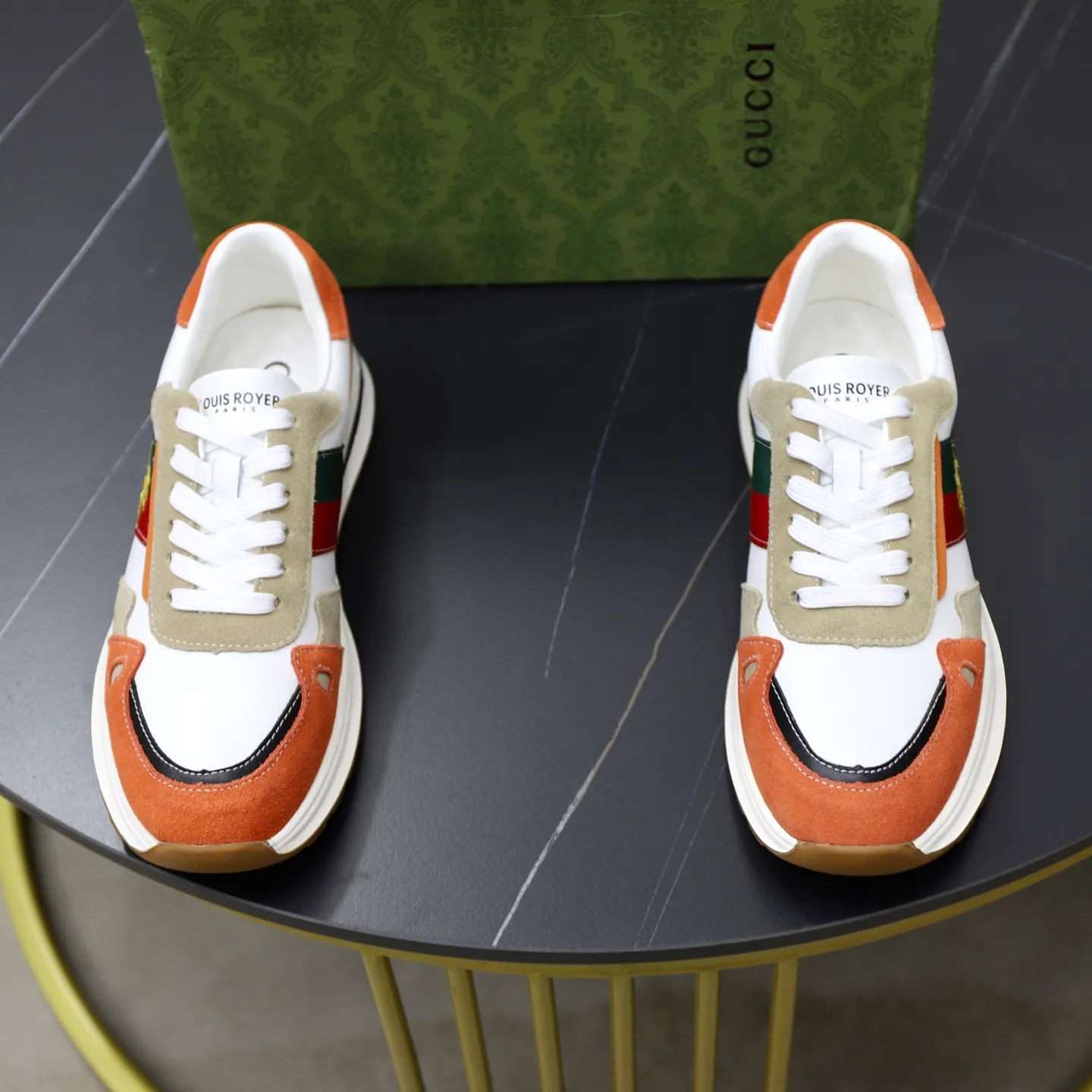 Ex-factory price: 400💰🙅‍♂️🙅‍♂️🙅‍♂️ Brand: GUCCI Standard code: 38-44 (45 customized) Grade: Same as the official website Material: Original material splicing Comfortable and breathable sheepskin lining Lightweight and wear-resistant sports outsole Style category: Men's fashionable casual shoes Running sneakers Distinguished luxury brand elements Top luxury Color: actual picture color